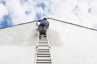 Peinture extérieure à Lhoumois — façades et ravalement